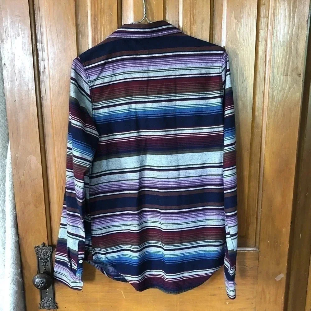 ROXY Striped  Button Up - Picture 4 of 9